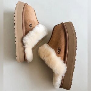 UGG Disquette Slip On Suede Slippers In Chestnut - Size 7